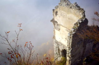 Váh v mlze pod námi