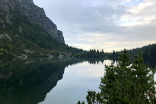 Rozbřesk u Popradského plesa