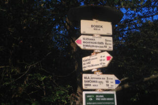 Rozcestník na Bobku