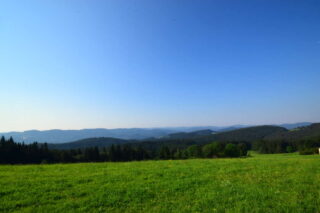 Výhledy na okolní Beskydy a Slovensko
