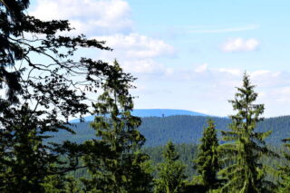 Výhled na rozhlednu Súkenickou