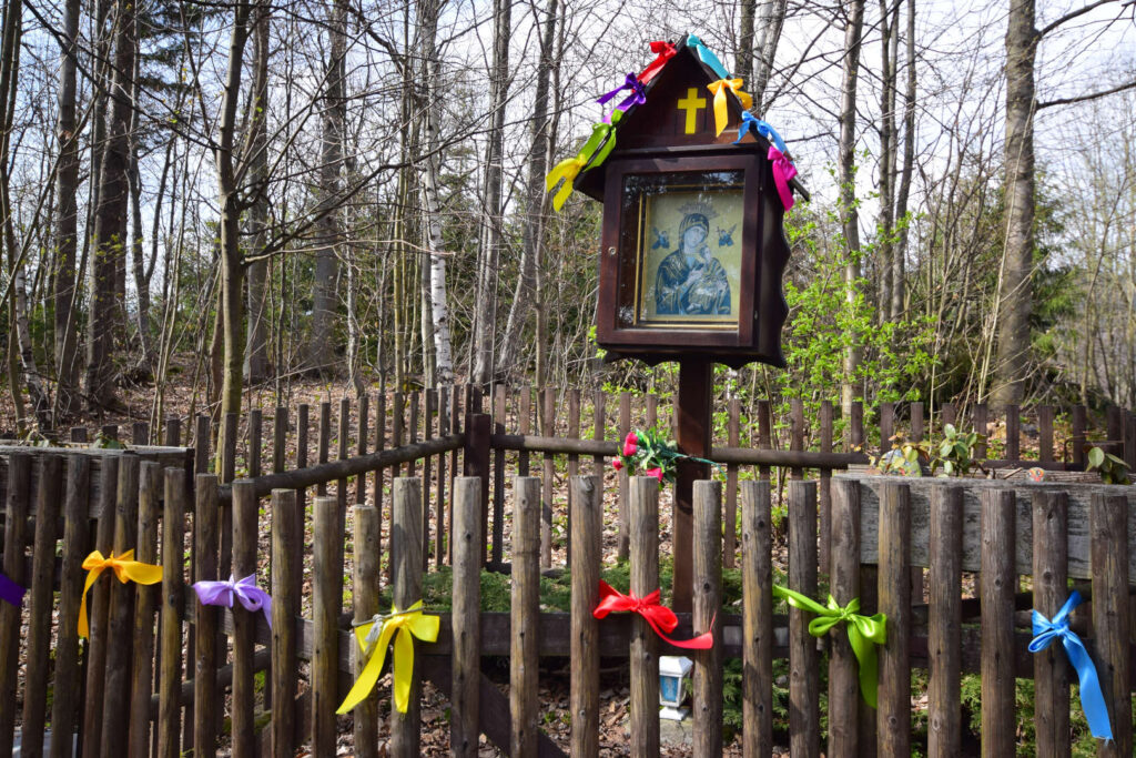 Panna Maria, Kamenné