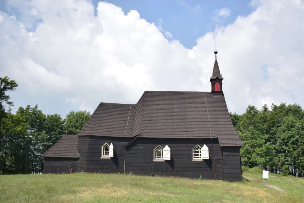 Dřevěný kostel sv. Antonína Paduánského, Malá Prašivá