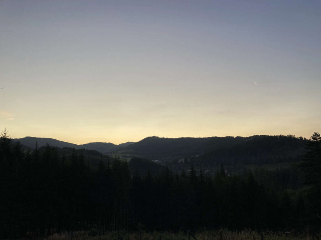 Rozednění nad Rusavou, Hostýnské vrchy