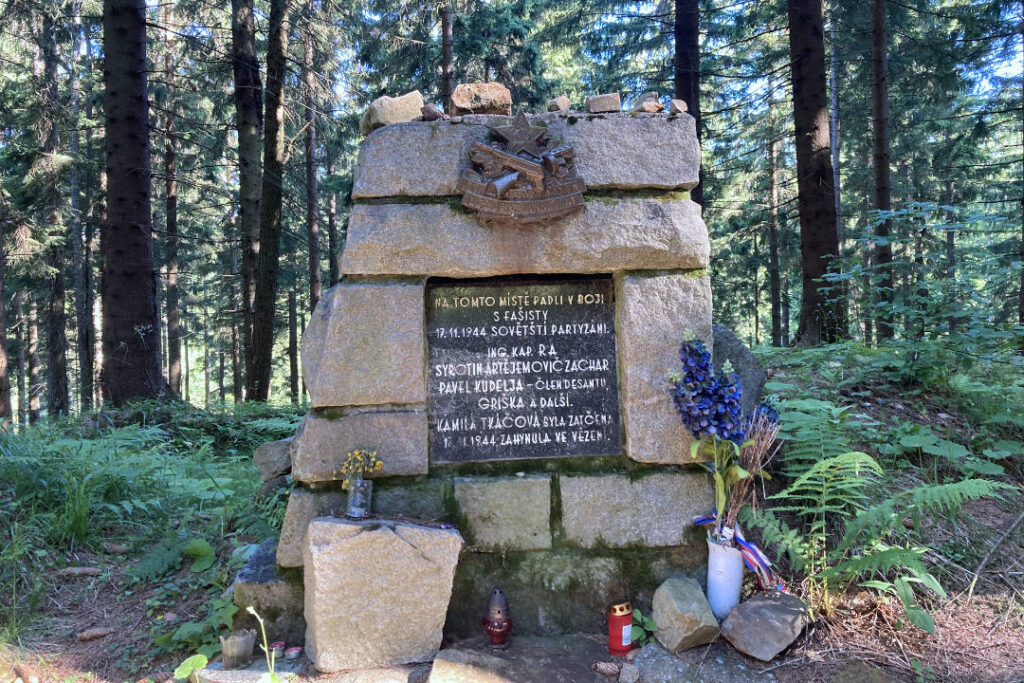 Památník Kladnatá, partyzáni, Beskydy